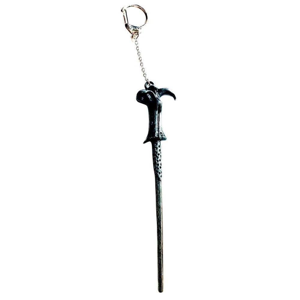 Lord Voldemort Wand Keychain - Picture 2 of 3